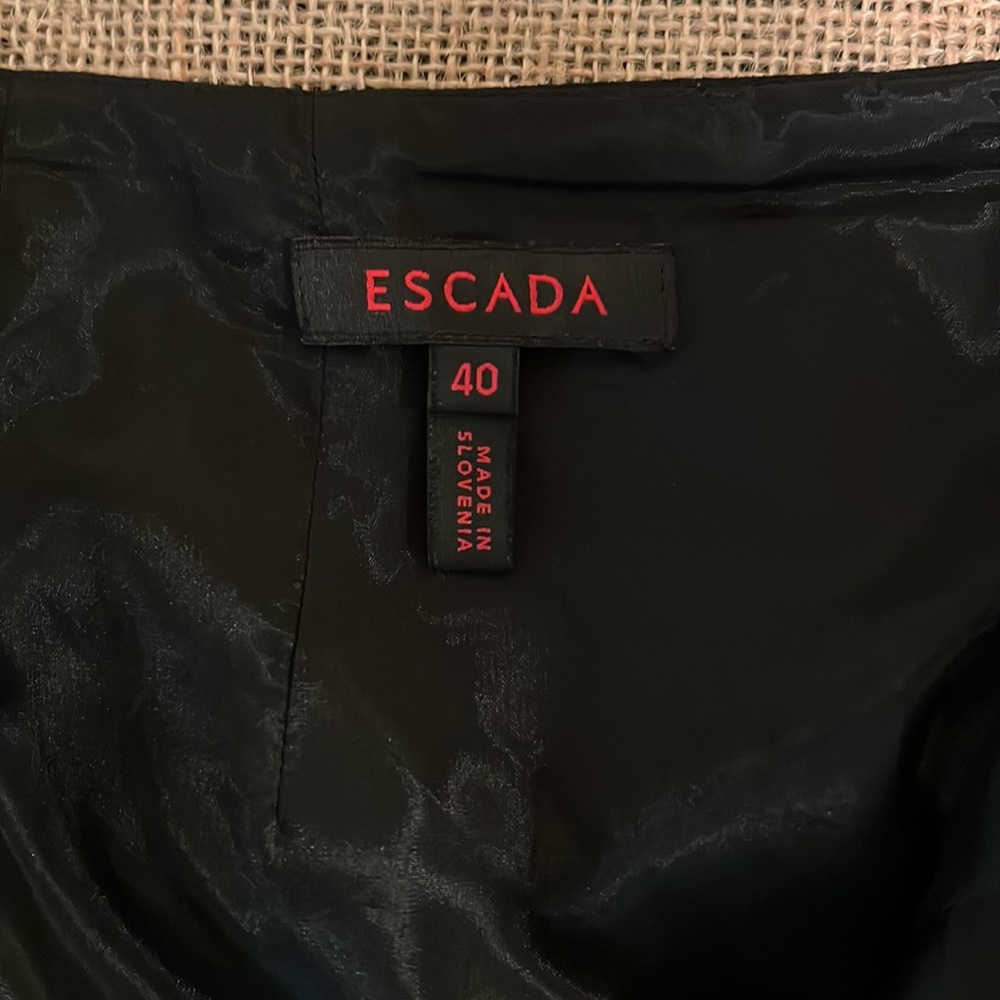 Escada Skirt - Picture 5 of 5
